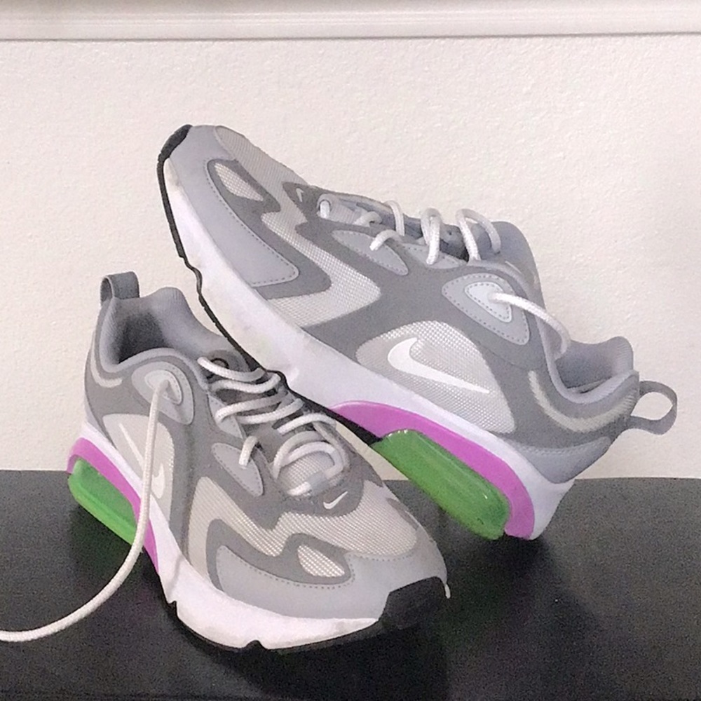 Women’s Tennis shoes